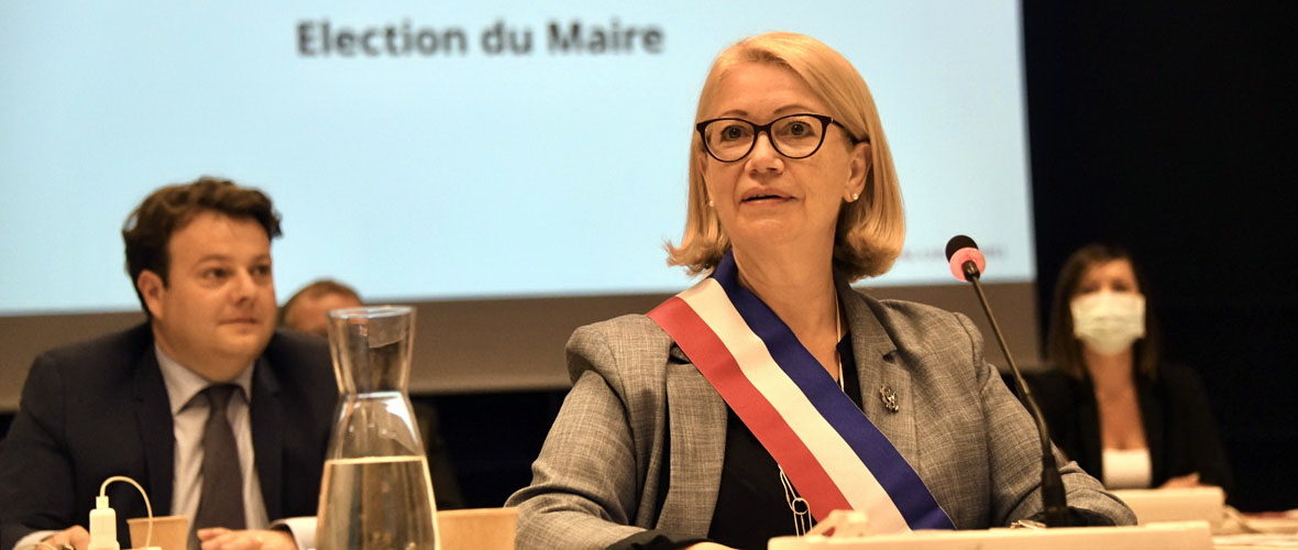 Michèle Lutz retrouve l’écharpe tricolore | M+ Mulhouse