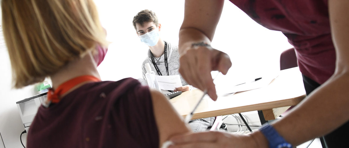 Des renforts étudiants au Centre de vaccination, pour l’été | M+ Mulhouse